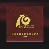 2014年3月：中山华盛公司十周年庆典制作纯金纪念币镶水晶