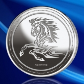 2013年5月：定制广铁集团制做银纪念币定制纯银镶玉纪念币