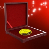2014年12月：纪念币生产厂家制作深圳德鑫公司纪念金币订制